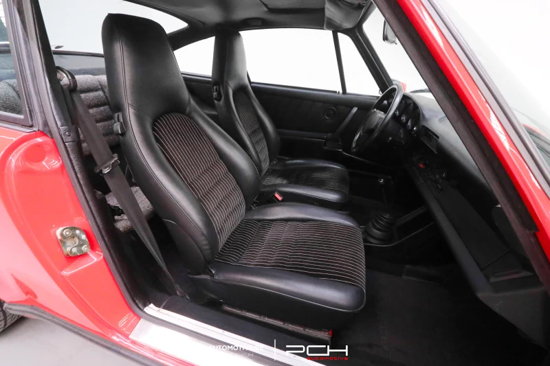 PORSCHE 911 3.0 SC Coupé + Toit ouvrant - 186.500 Kms - 1982