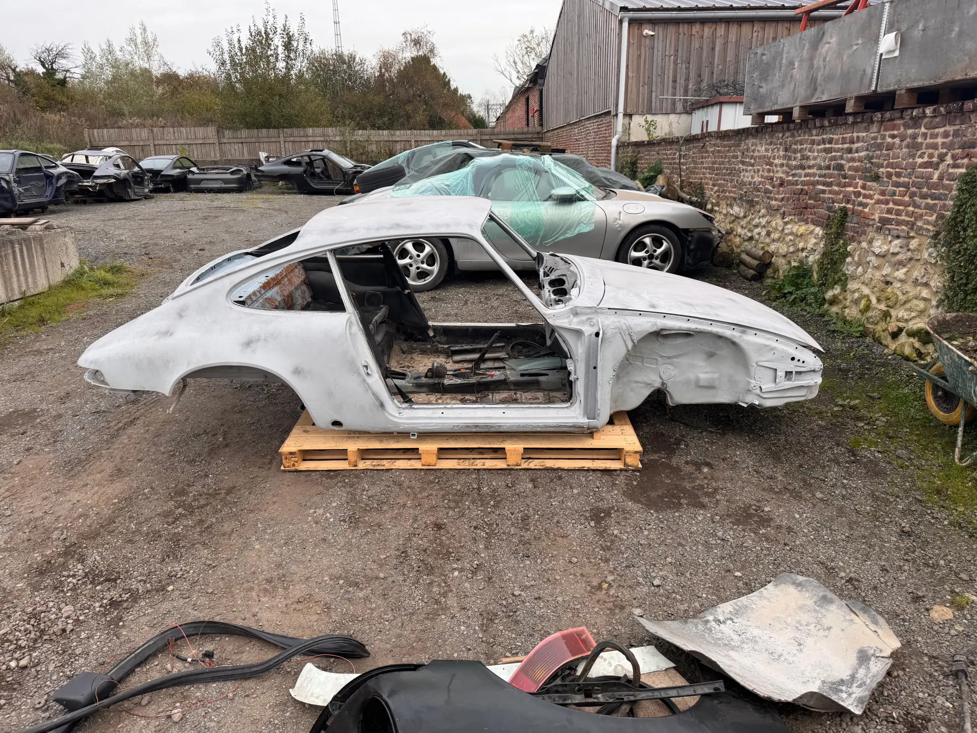 1977 Porsche 911 3.0 SC chassis – Dakar Rally track project – photo 2