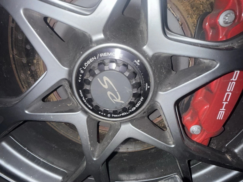 Jante aluminium avant Porsche® GT4 RS