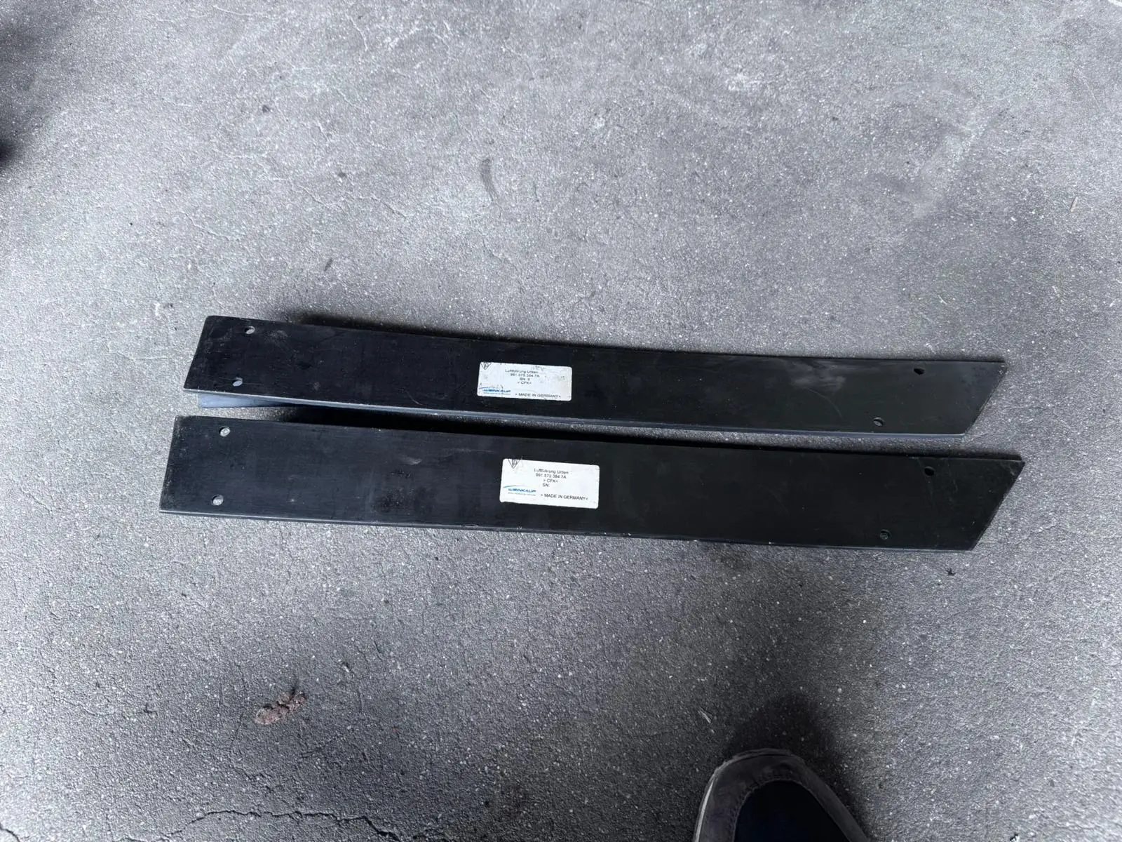 Lower right-hand outside air duct Porsche 991 GT3 R – photo 1