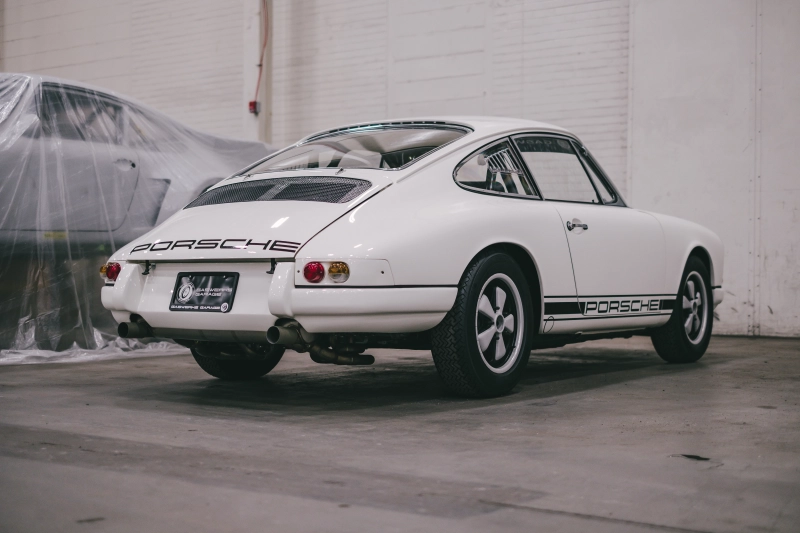 1967 Porsche 911 R Tribute