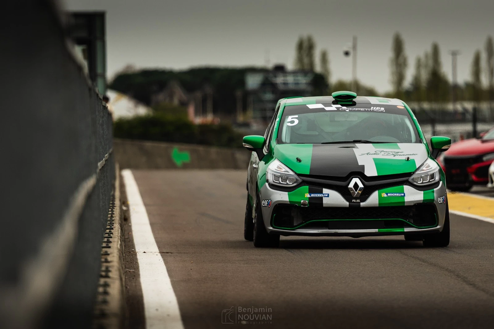 Make rapid progress in the Clio 4 Cup: personalised coaching, data and video to enhance your performance