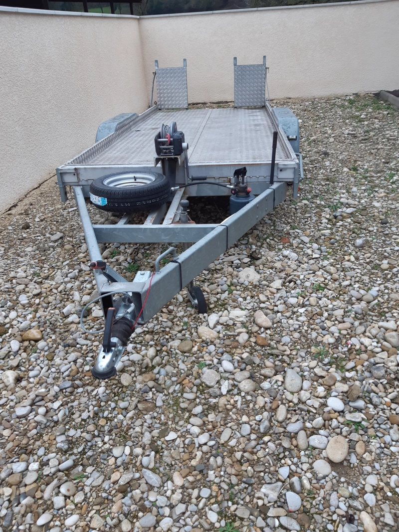 Remorque deux essieux 2000kg