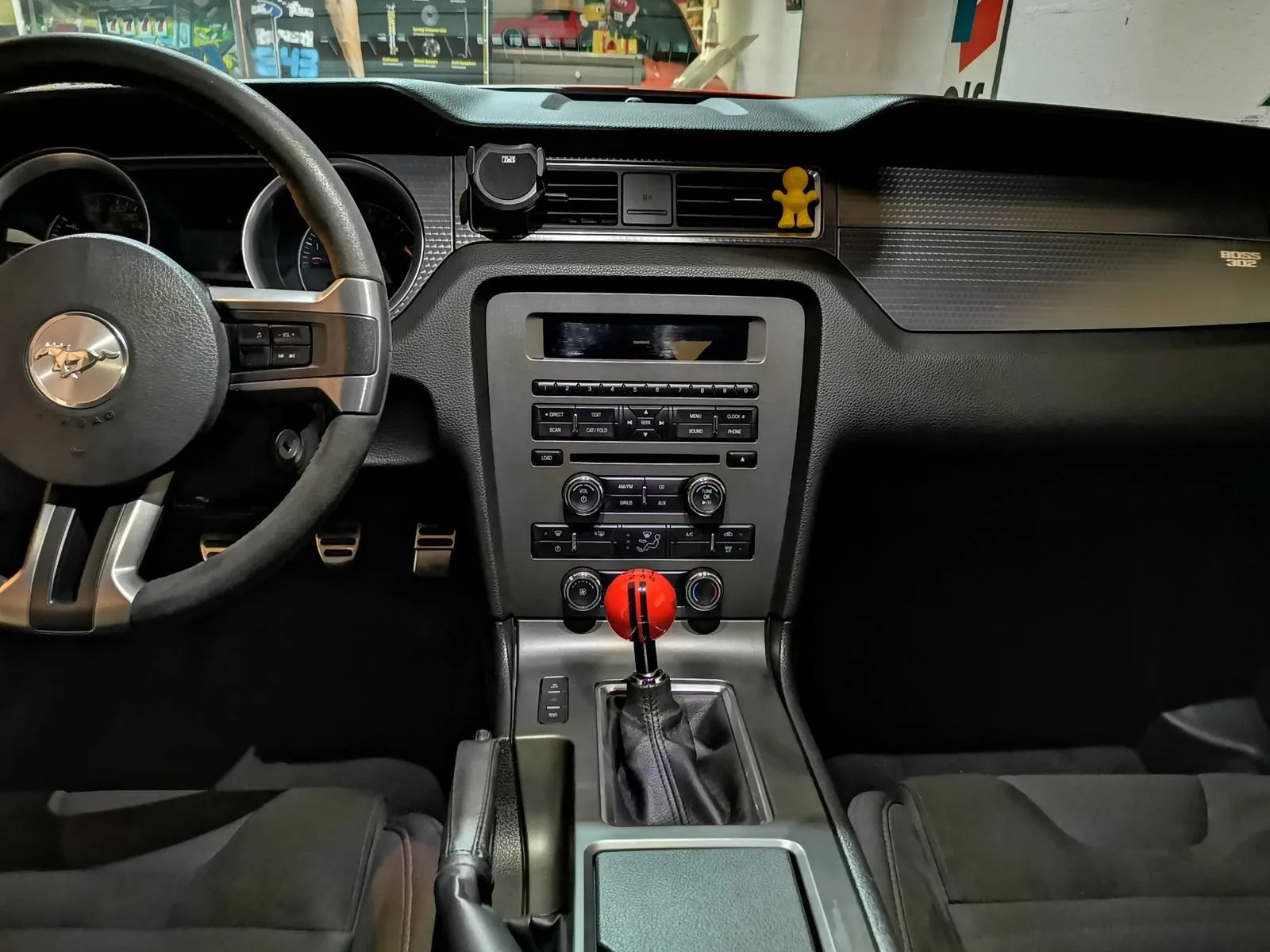 Ford Mustang Boss 302 – 2012 – Competition Orange – TracKey enabled – Recaro – photo 3