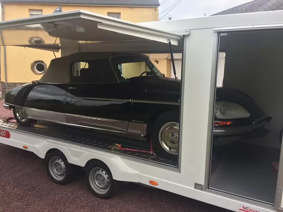 Closed car door VERENE type SRT GT – photo 4