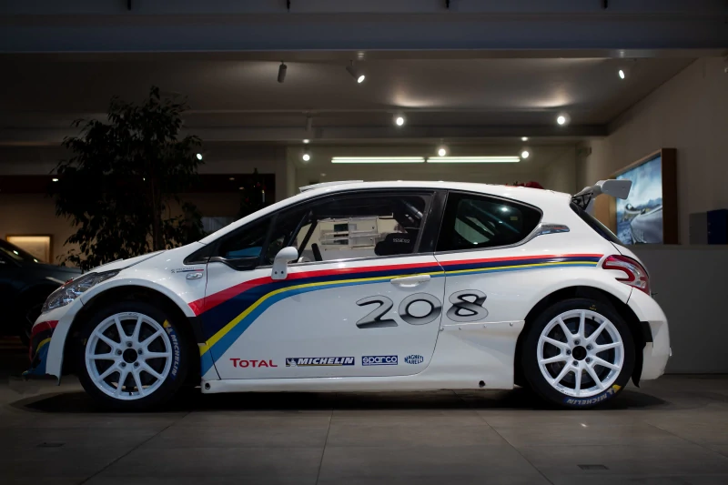 Peugeot 208 T16 R5 EVO