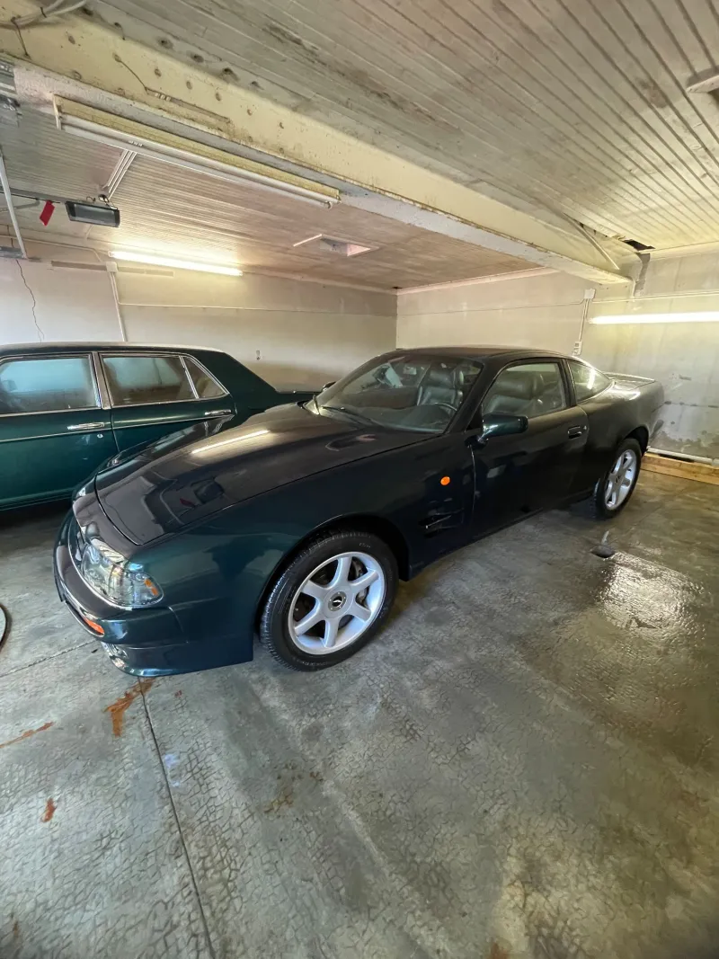 Aston martin v8 coupé LHD 1997