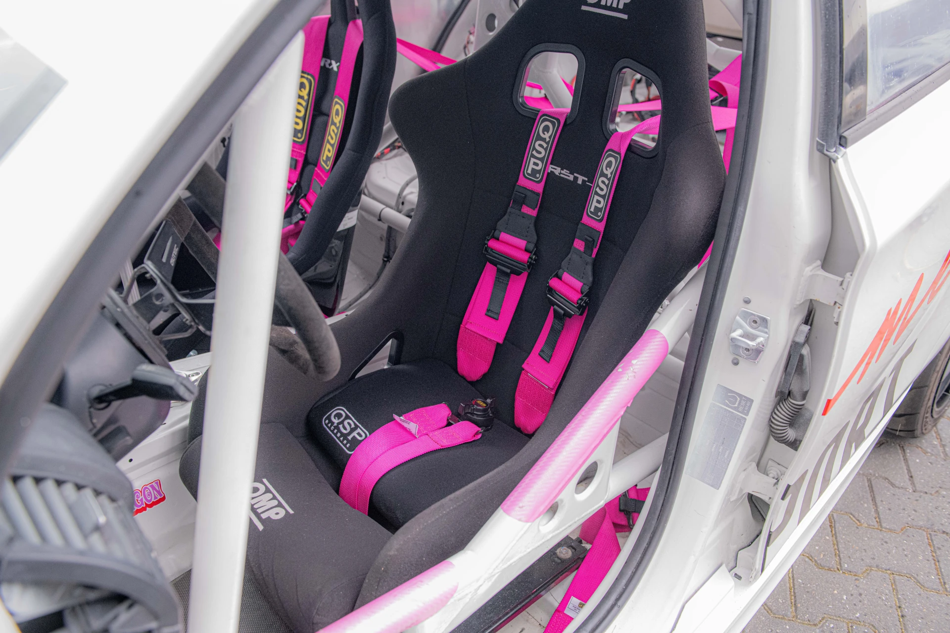 BMW E87 130i Racer – photo 4