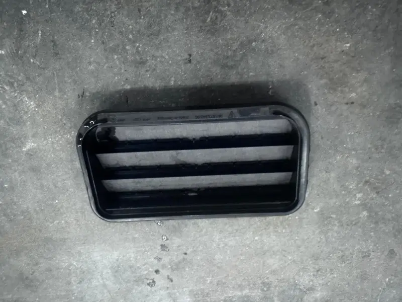 Cadre de ventilation habitacle Porsche Cayman GT4 RS - 98157204300