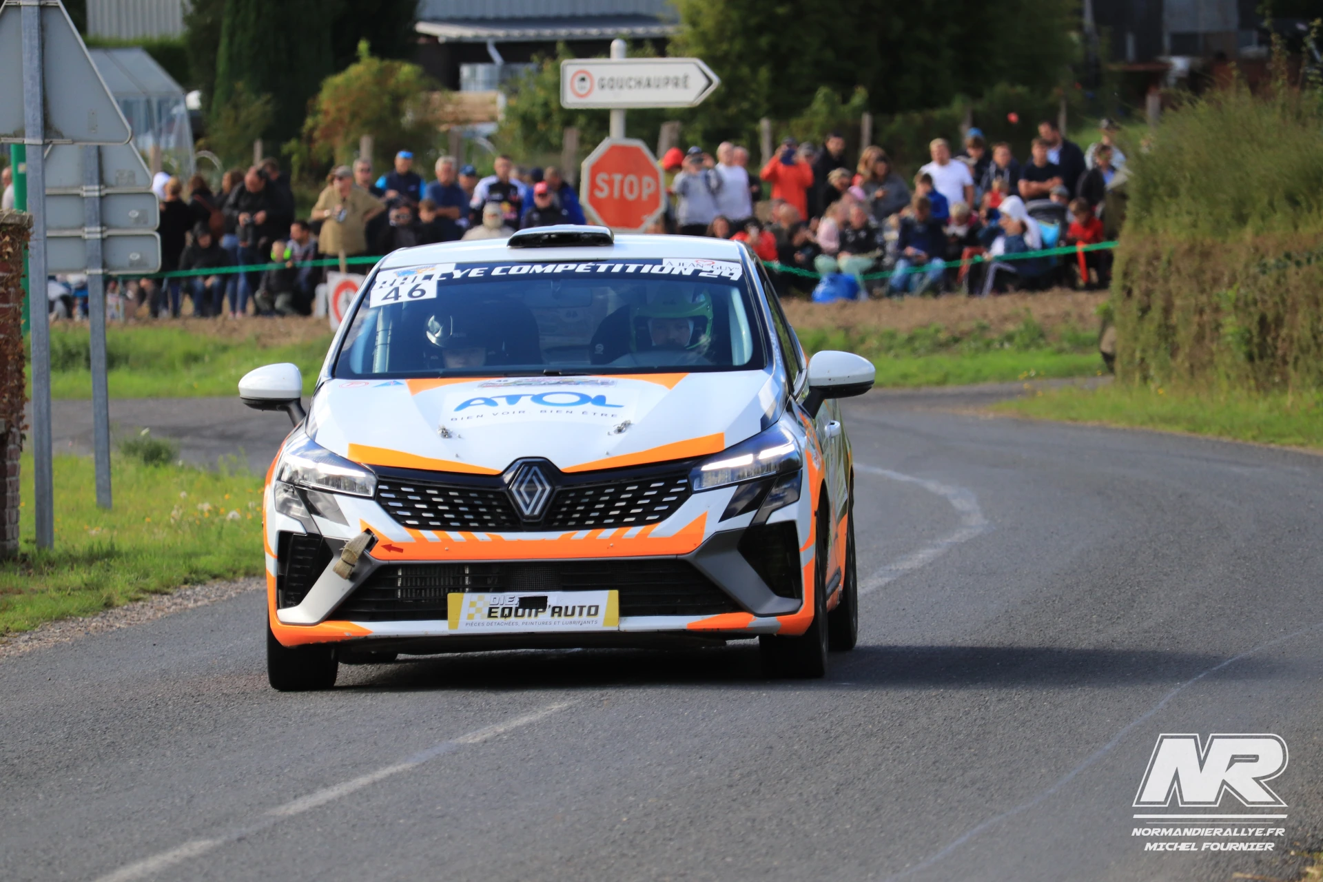 Clio RC5 à louer – Rallye du Pays de Loëhac 2026 – photo 2