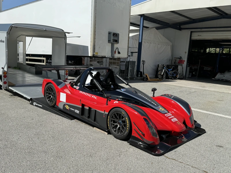 RADICAL SR8