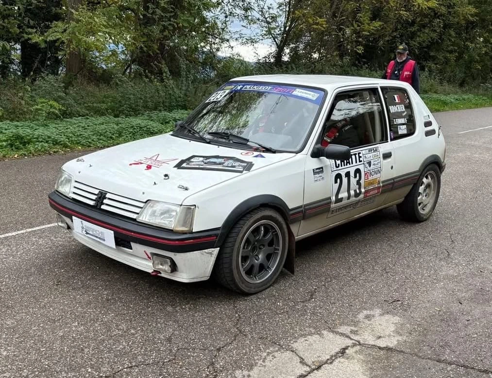 Location 205 GTI 1600 GrA – photo 2