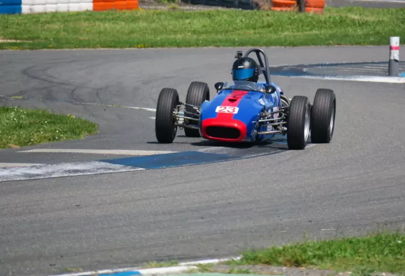 Formula Ford 718