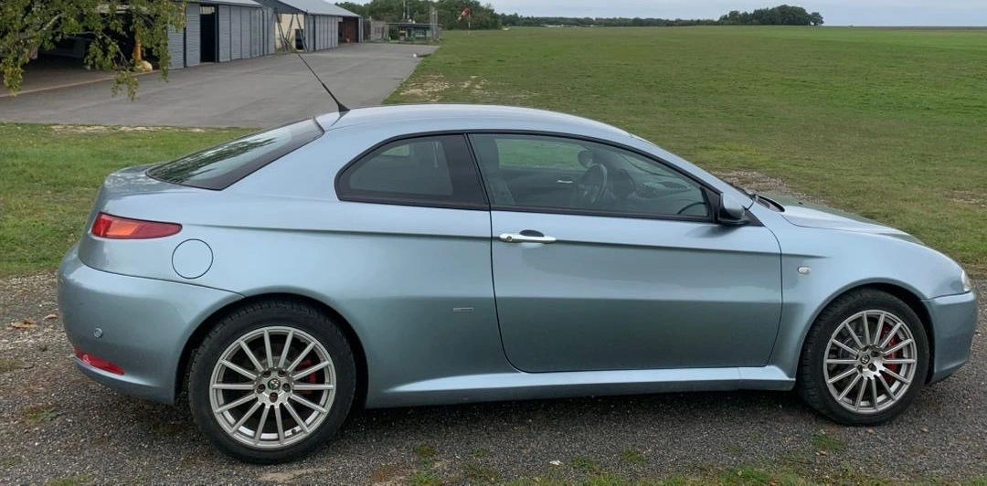 Alfa Romeo GT 3.2L V6 – photo 4