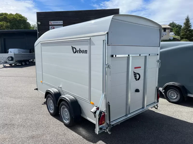 DEBON ROADSTER 700 closed car carrier ideal for small cars