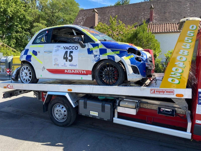 ABARTH 500 F2000 WRECK + 1 BOX