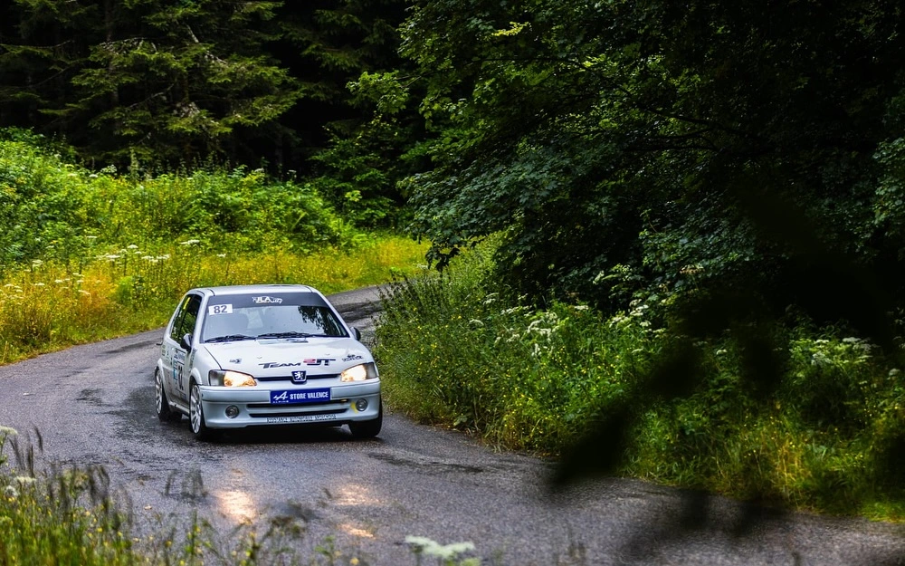 JLA rally leases 106 A6 – photo 1