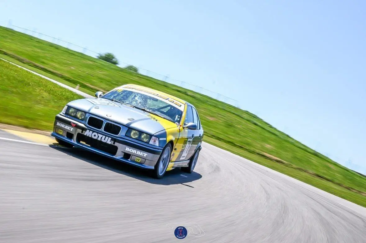 Location Superberline SB2 BMW E36 – photo 3