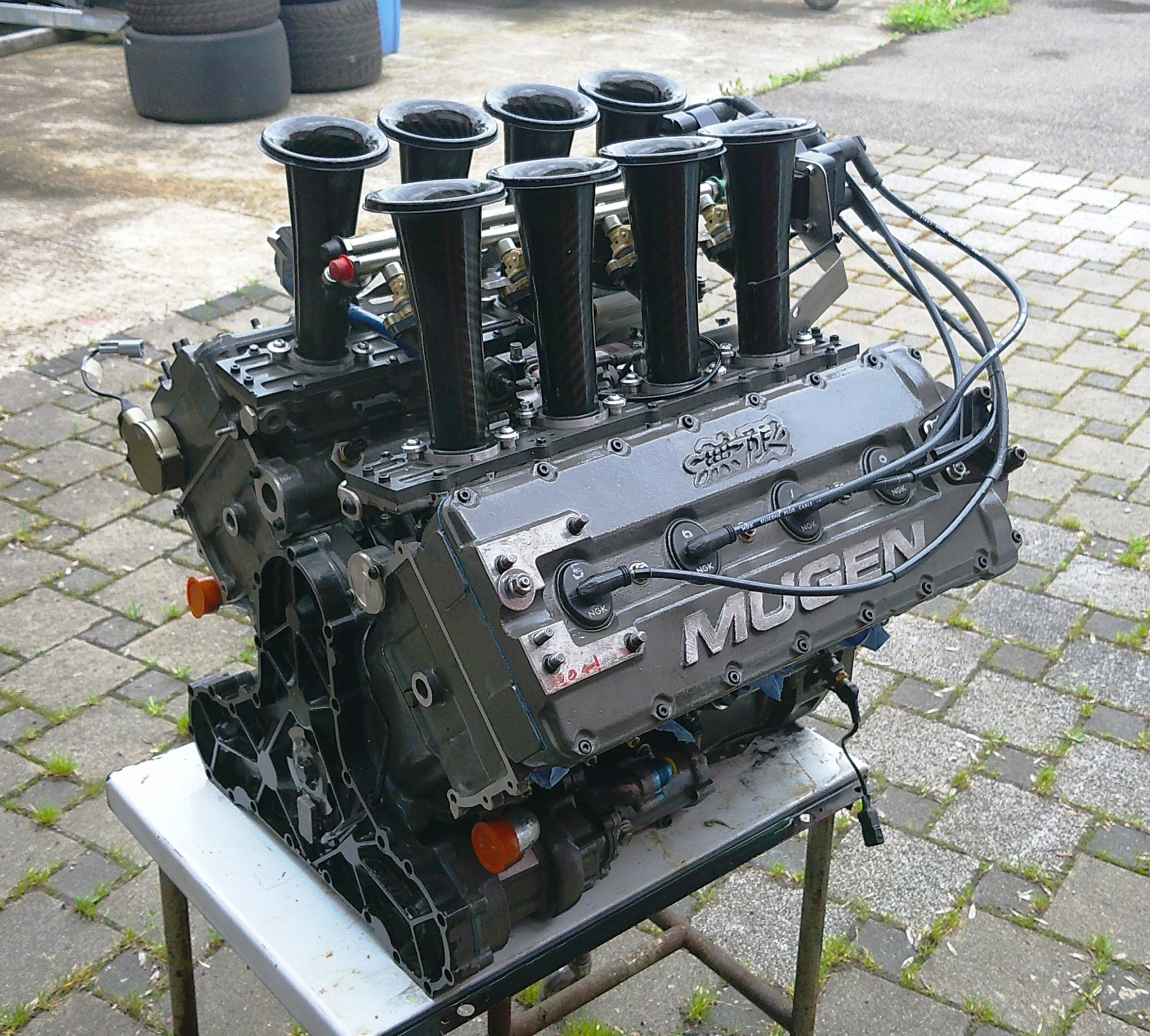 Moteur MUGEN V8 – photo 1