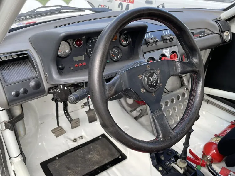 Peugeot 205 GTI d'usine GpA