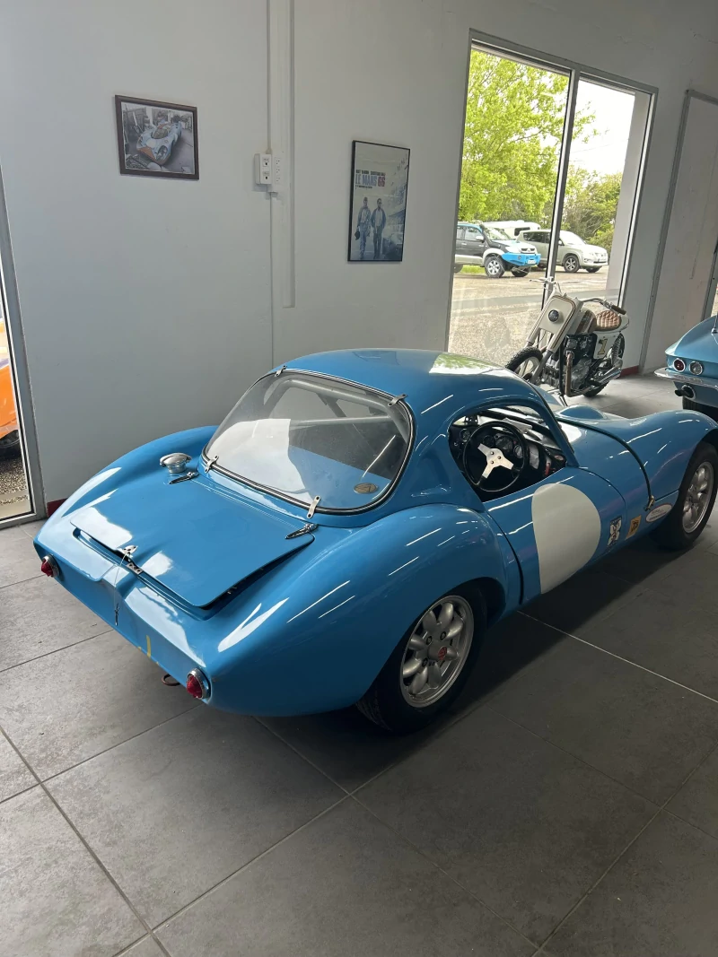 Ginetta g4
