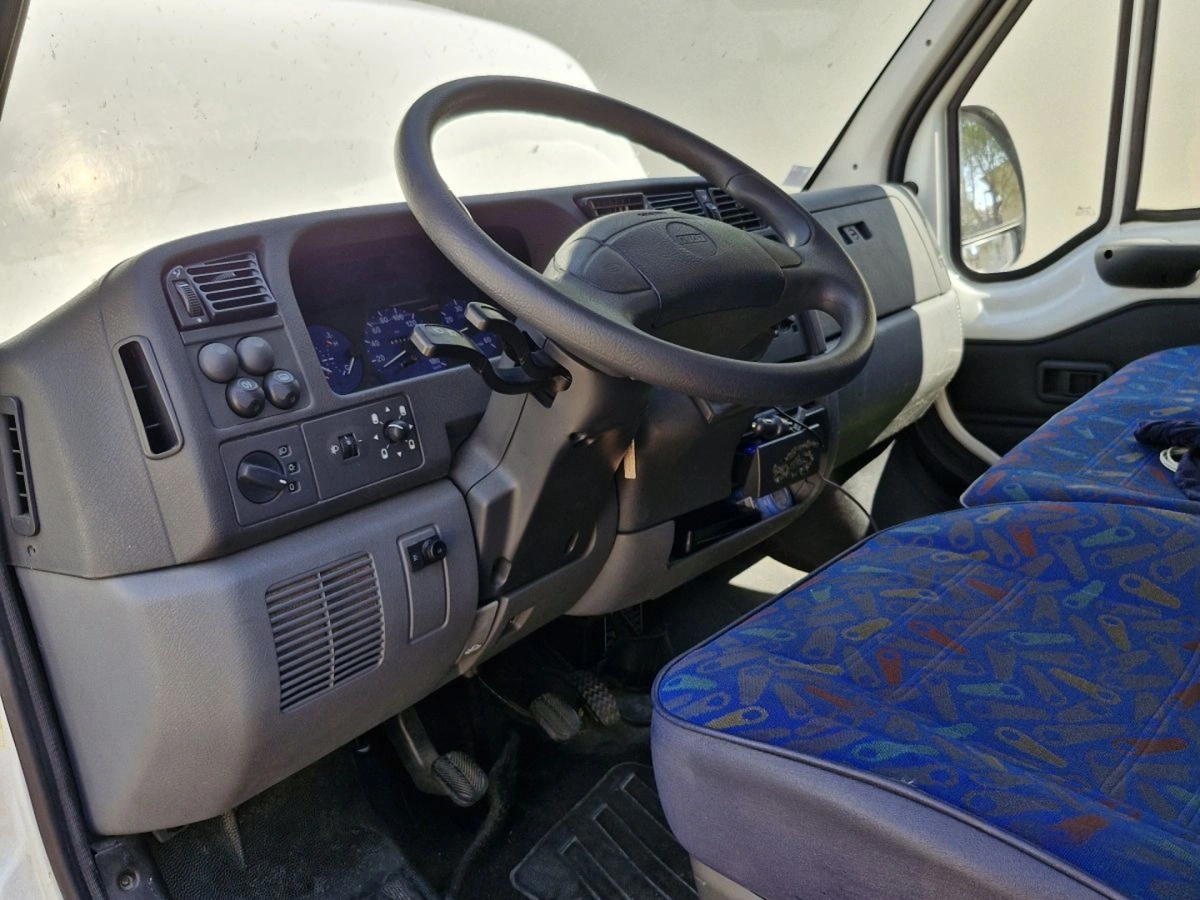 Dépanneuse VL 3T5 FIAT Ducato 2.8 jtd 128 cv – photo 3