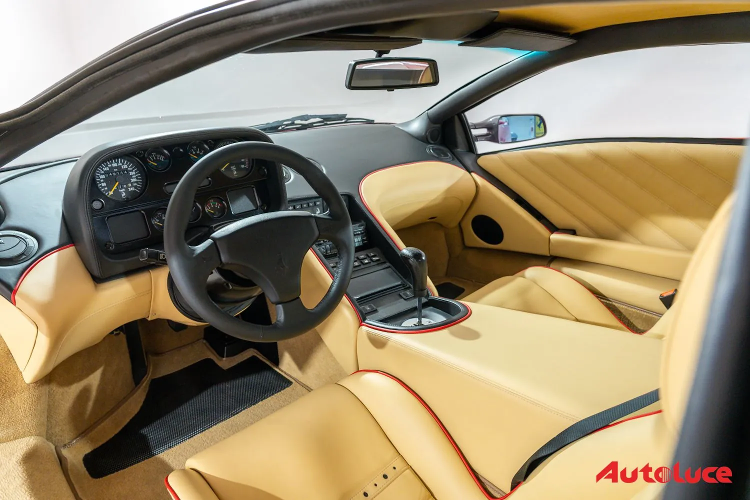 Lamborghini Diablo – photo 4