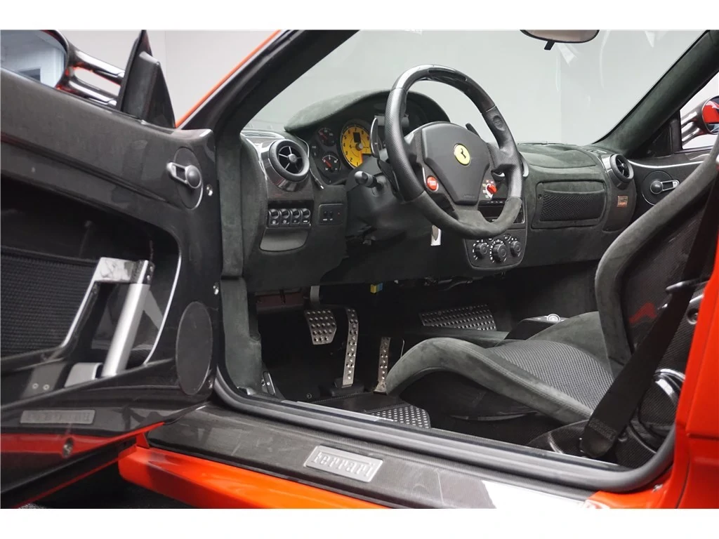 FERRARI 16M SCUDERIA SPIDER (V8 4.3 510CH) from 2009