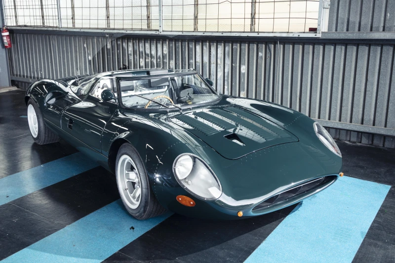 1986 Jaguar XJ13 Replica