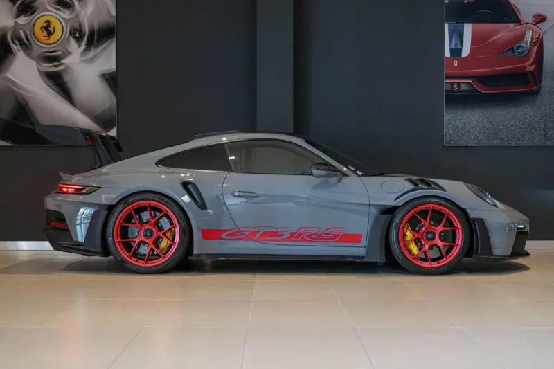 PORSCHE 911 GT3 RS TYPE 992 - 4.0 525 BHP PDK