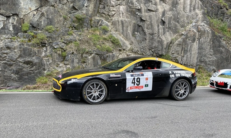 SELL or EXCHANGE ASTON MARTIN VANTAGE RALLYE