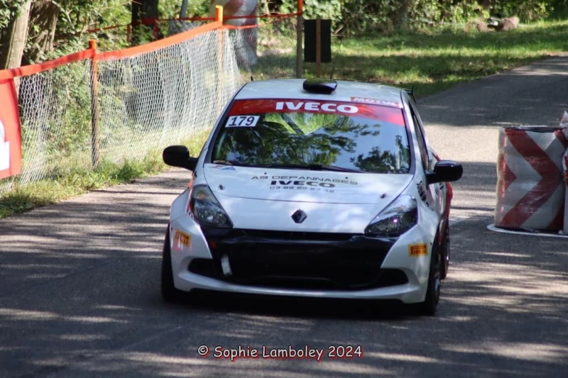 Clio 3 cup x85