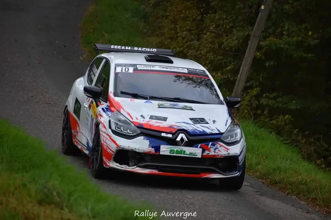 A VENDRE CLIO 4 MAXI NEUVE F2015