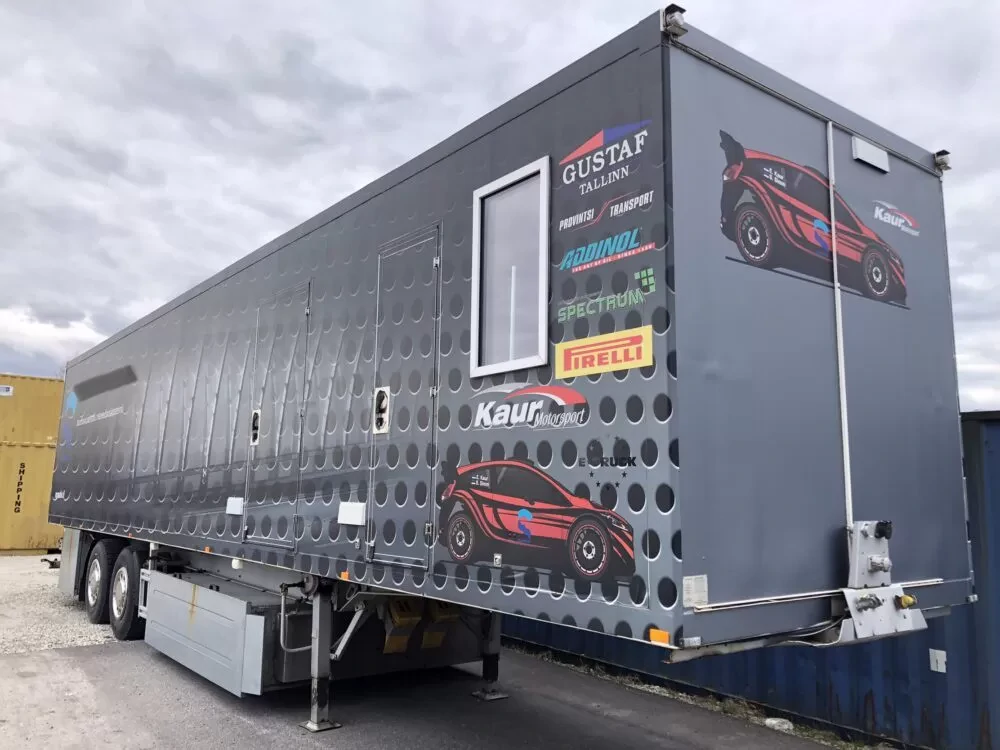 Race Trailer