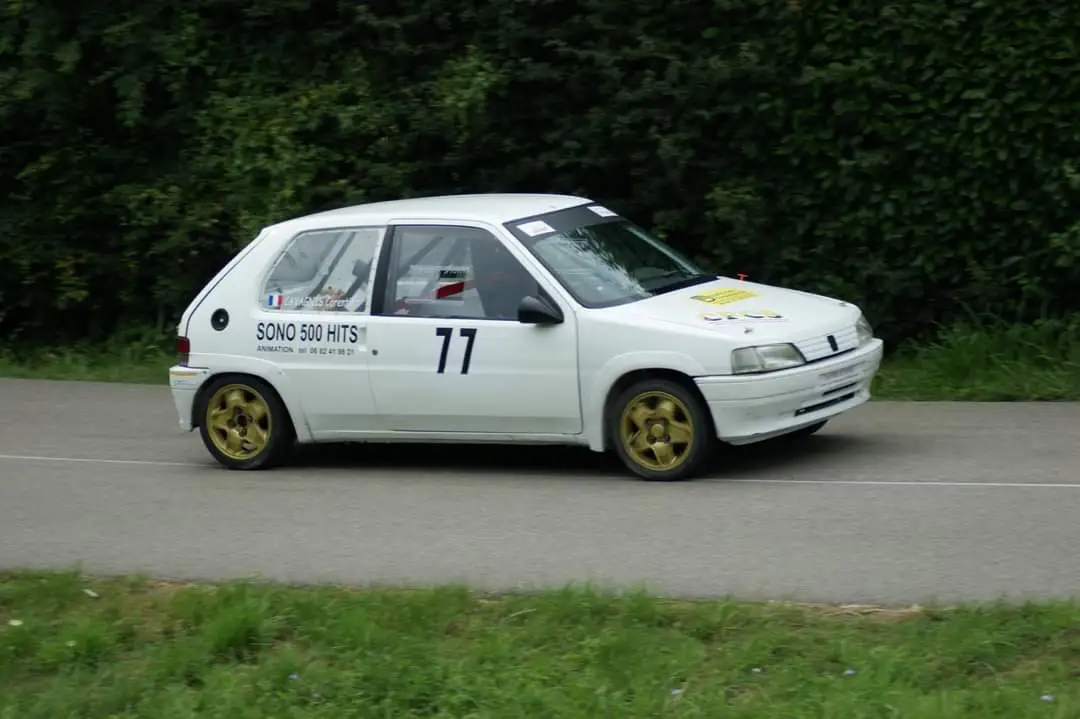 106 f2000/2 – photo 1