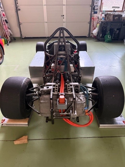 A LIQUIDER POUR MANQUE DE PLACE Proto Tesla Electrique – photo 3