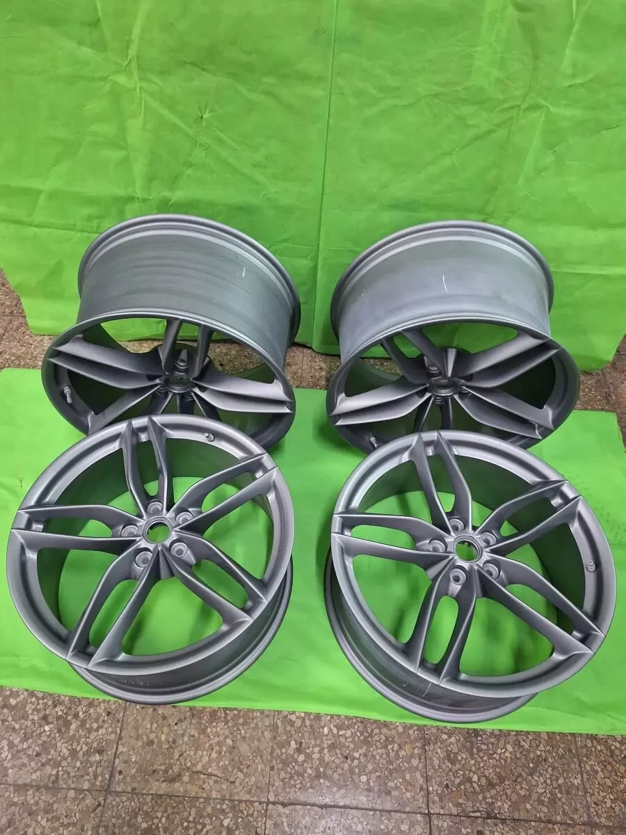 For sale set of 4 2017 Ferrari 488 rims