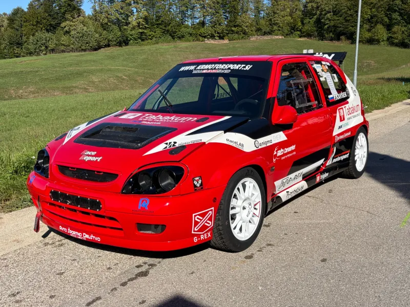 Citroën Saxo VTS : course de côte FIA