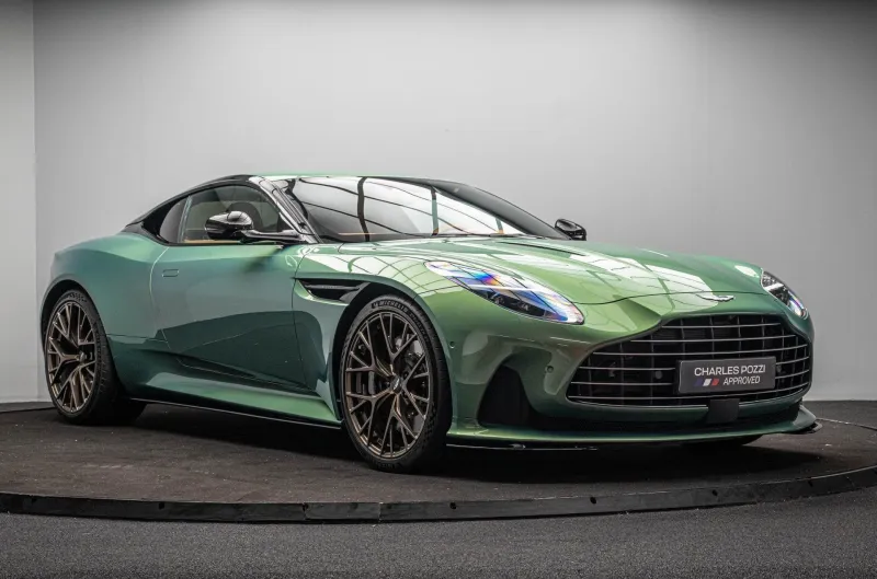 ASTON MARTIN DB12