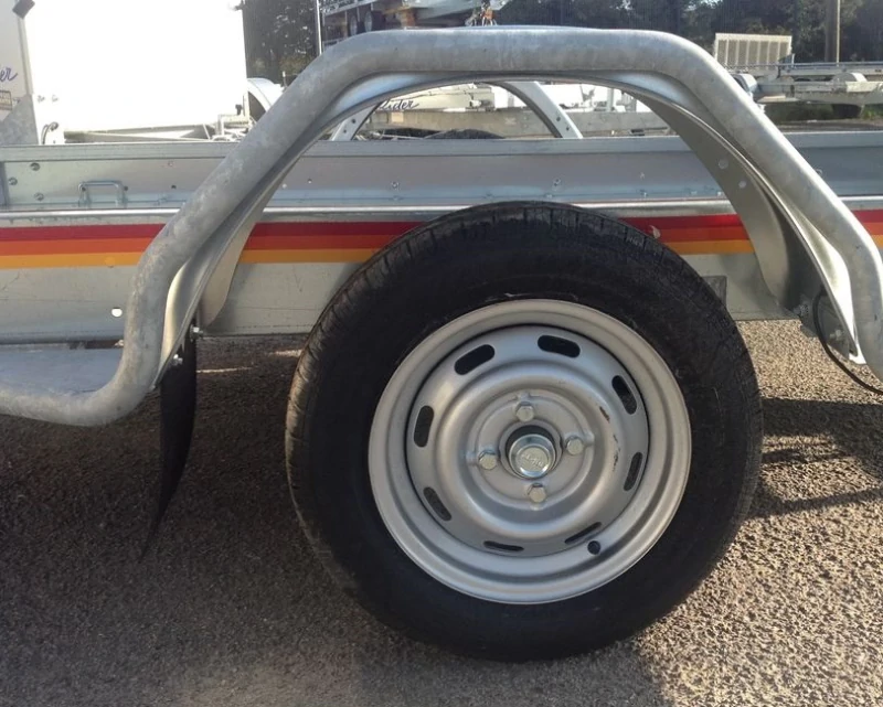 Mecanorem flatbed trailer - RPMS 901 F - GVWR: 1300 Kg - 1 braked axle - 305 x 170 cm