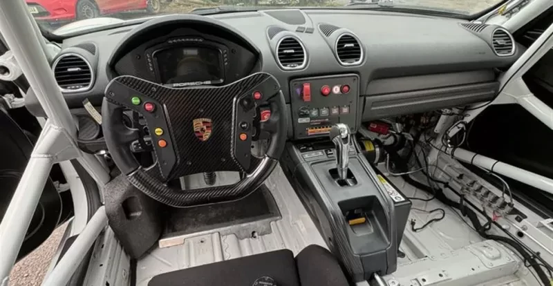 2019 Porsche Cayman GT4 Clubsport