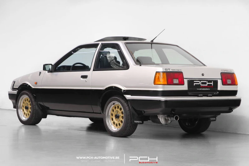 TOYOTA Corolla GT AE86 1.6 Twin Cam 16 Valves - 96.000 Kms - 1985