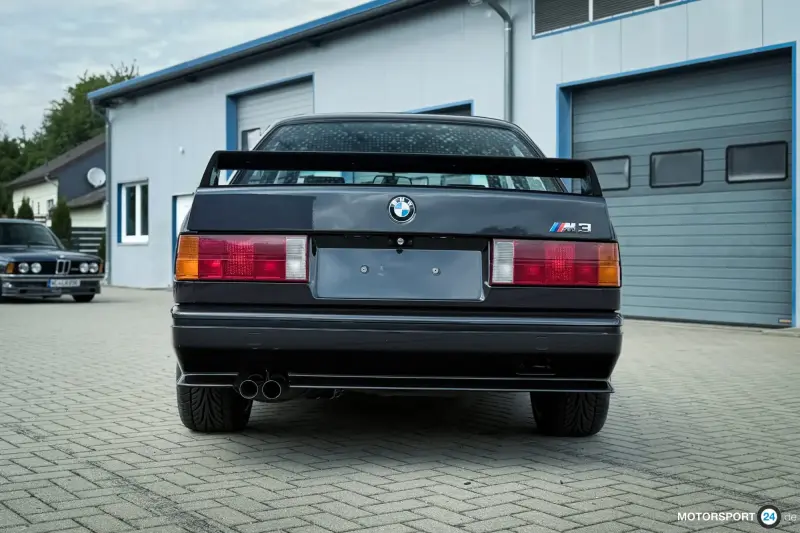 BMW M3 E30 Championne d'Europe 061/148