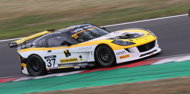 Ginetta GT P8 2025