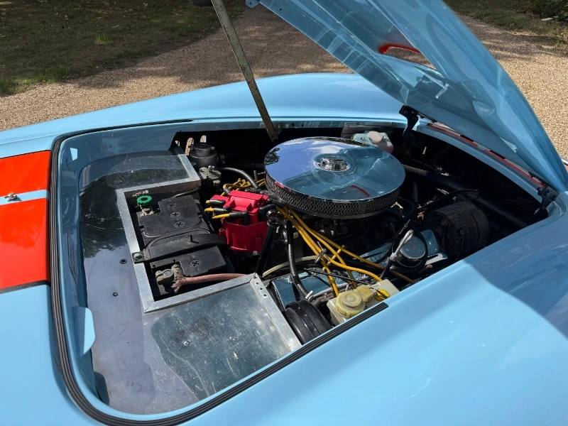 Cobra de Pilgrim Motorsports, V8 5,0, boîte automatique, livrée Gulf