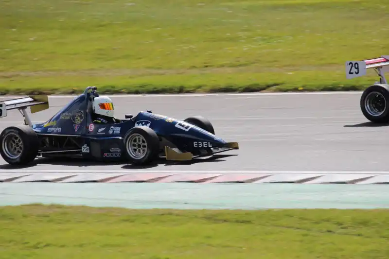 F1000 Arrive & Drive