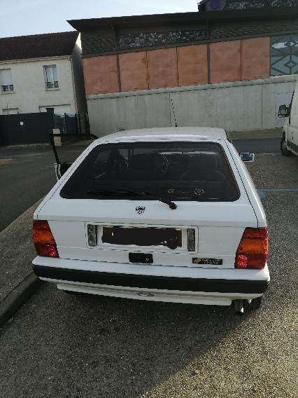 Lancia delta hf turbo