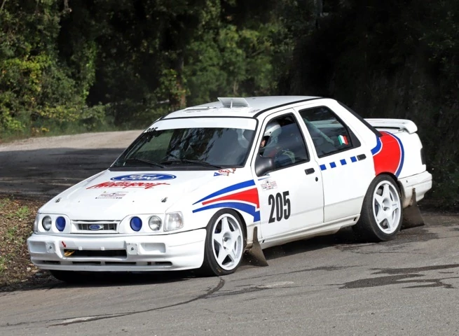 FORD SIERRA COSWORTH 4X4 Gr. A with PTH FIA