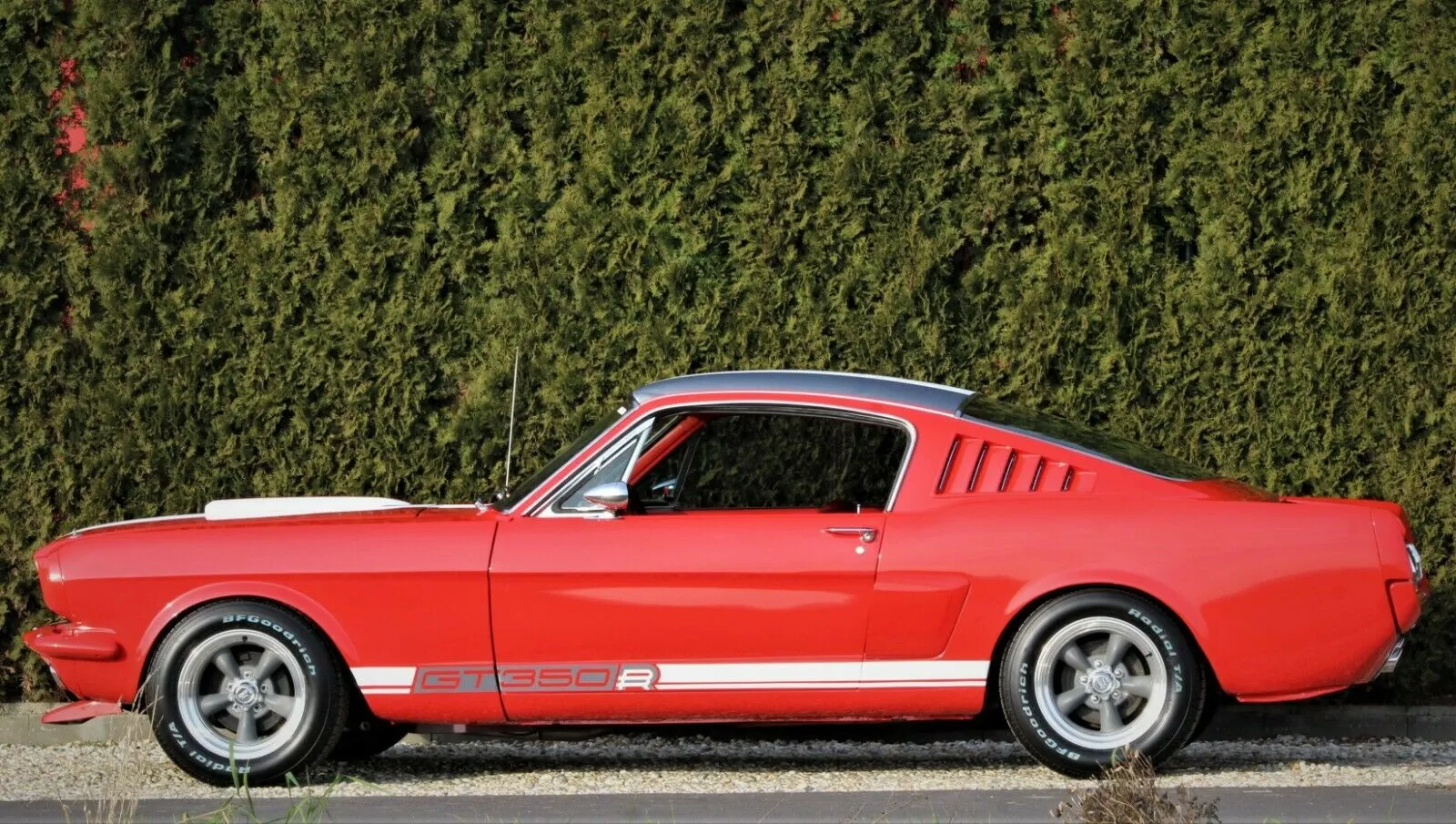 Ford Mustang Fastback 5 vitesses – photo 2