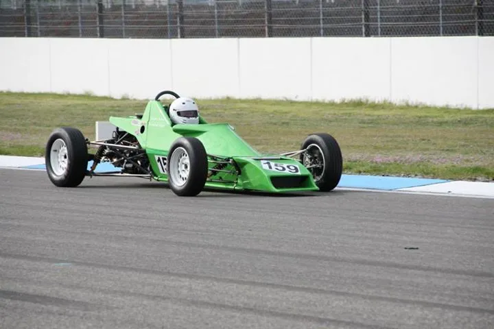 3 X Formule Ford 1600 (2X 1979, 1X 1980) voitures de course et de tête – photo 2